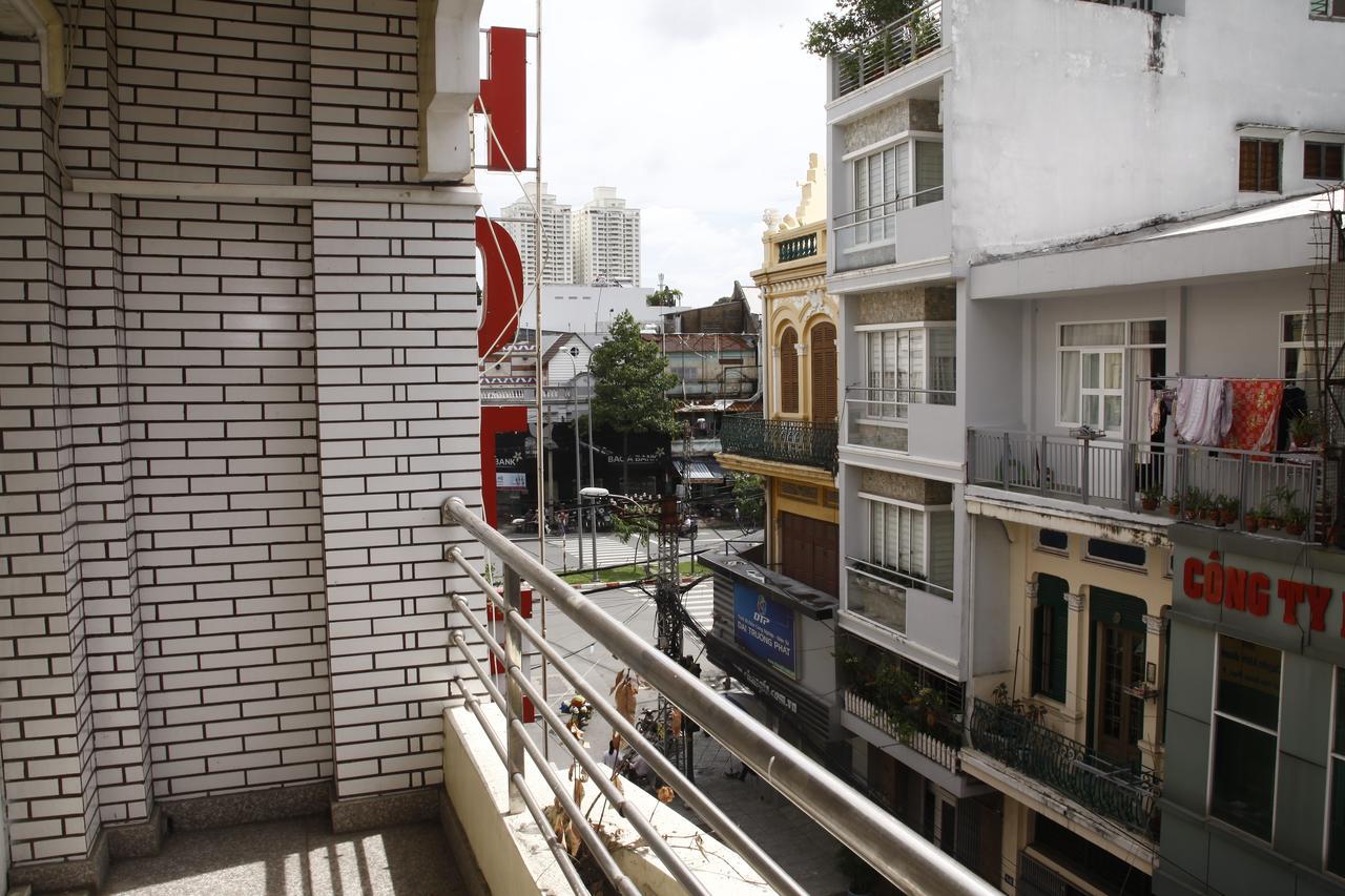 Truong Giang Hotel Хошимин Экстерьер фото