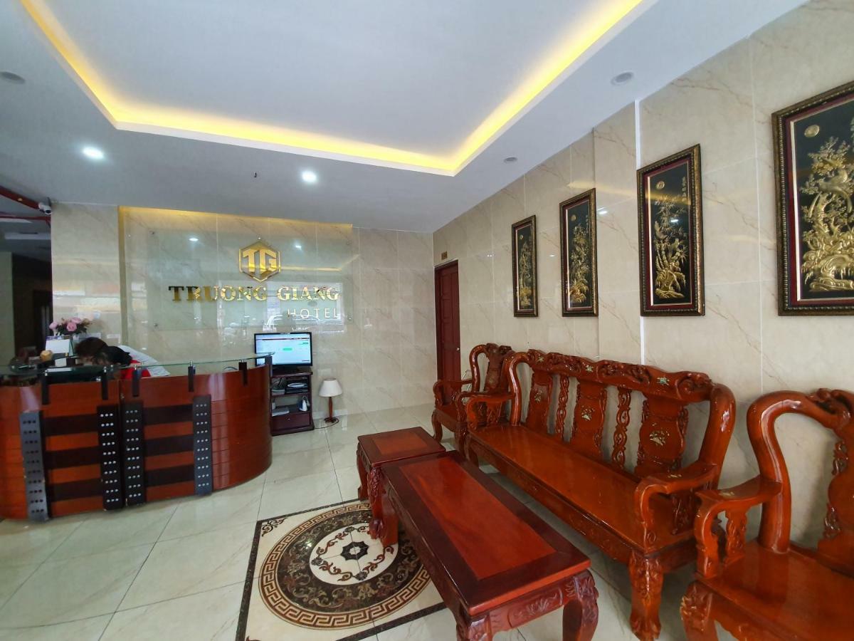 Truong Giang Hotel Хошимин Экстерьер фото